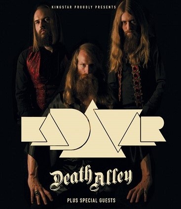 Kadavar im Herbst auf Tour