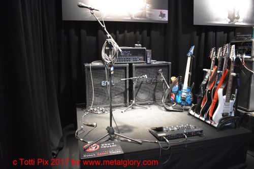 Guitarset Jen Majura