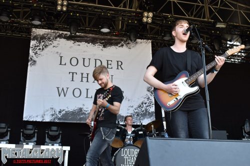 01 Louder Than Wolves (2)