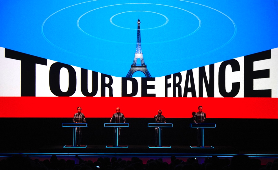 KRAFTWERK- Mit neuem Video und Open-Air-Konzert eröffnen Kraftwerk am 1.07. in Düsseldorf die Tour de France