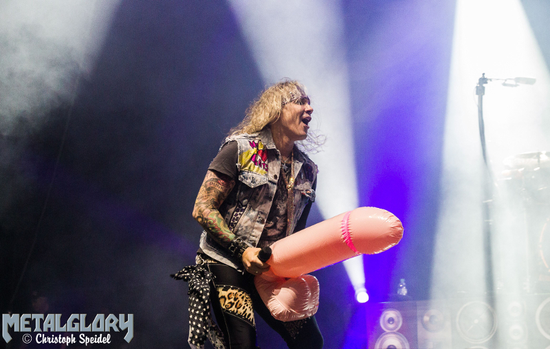 Neue Bilder online: Steel Panther & Support Fozzy