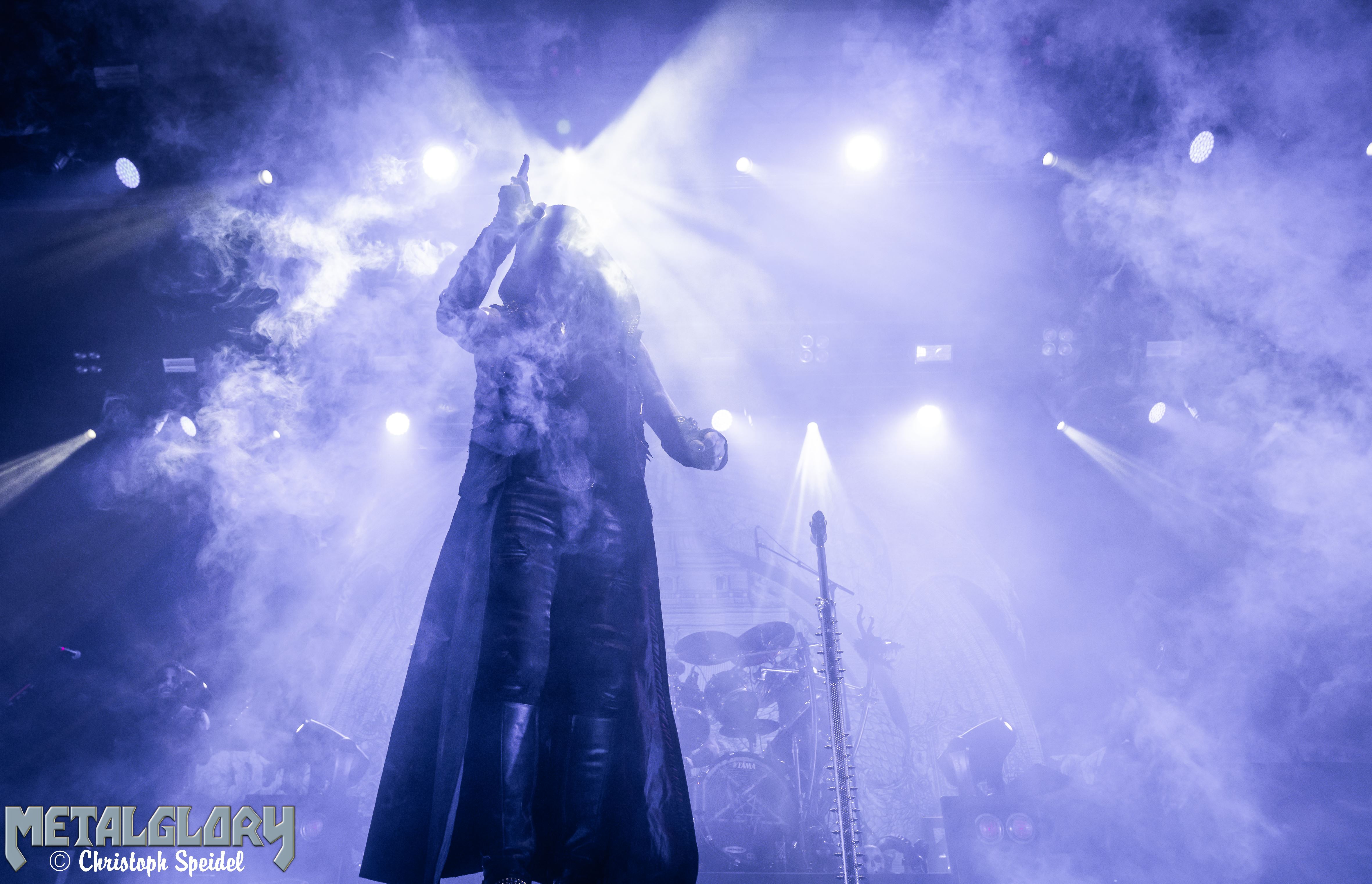 Dimmu Borgir & Amorphis „European Tour 2020“, Support: Wolves in the Throne Room, 01.02.2020, Swiss Life Hall, Hannover
