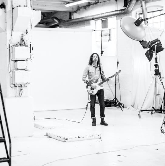 News: Evergrey Gitarrist HENRIK DANHAGE veröffentlicht erste Single seines Soloprojekts