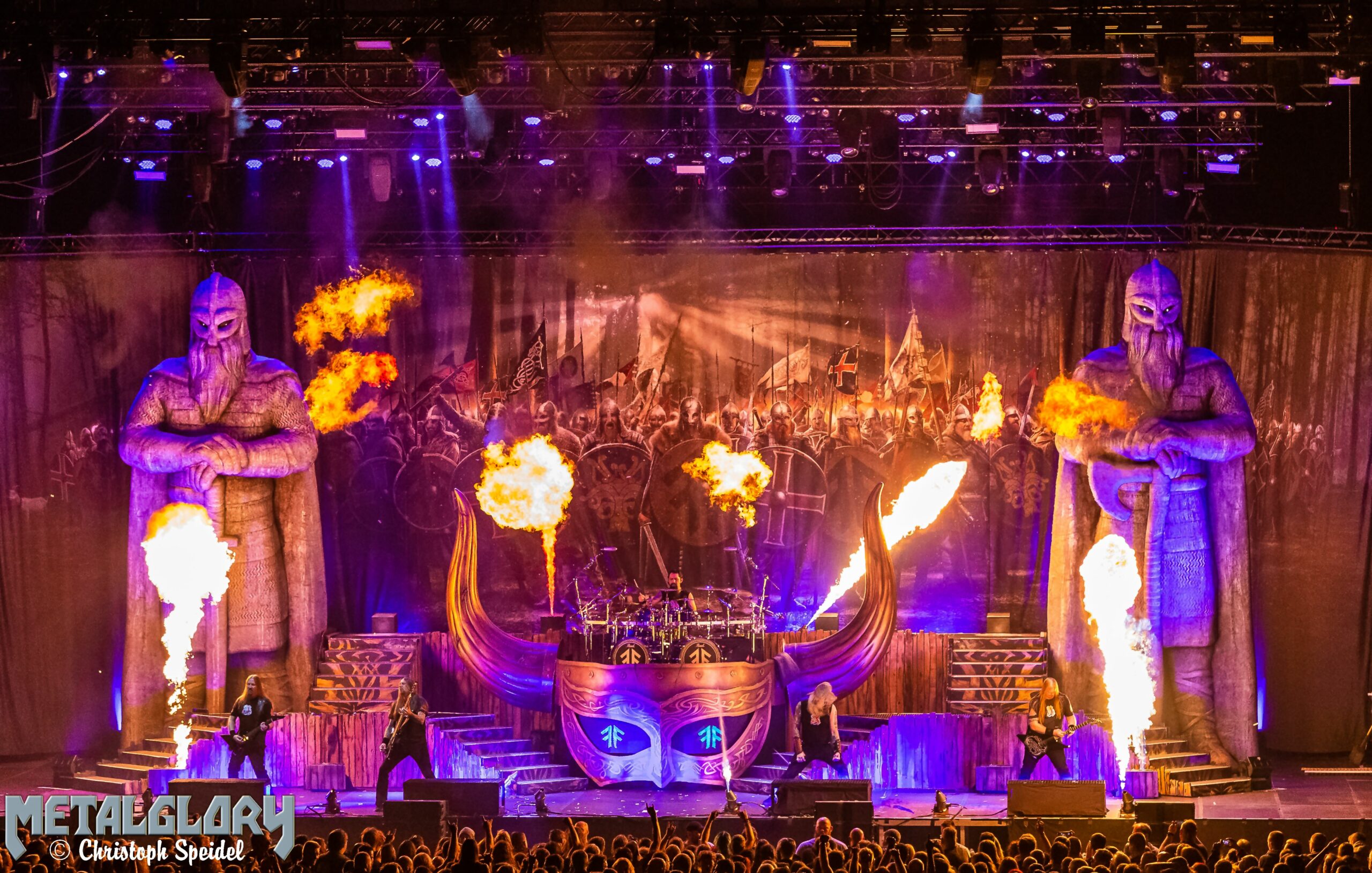 Amon Amarth & Machine Head „Vikings & Lionhearts Tour 2022“, Support The Halo Effect, 27.09.2022, Barclays Arena Hamburg
