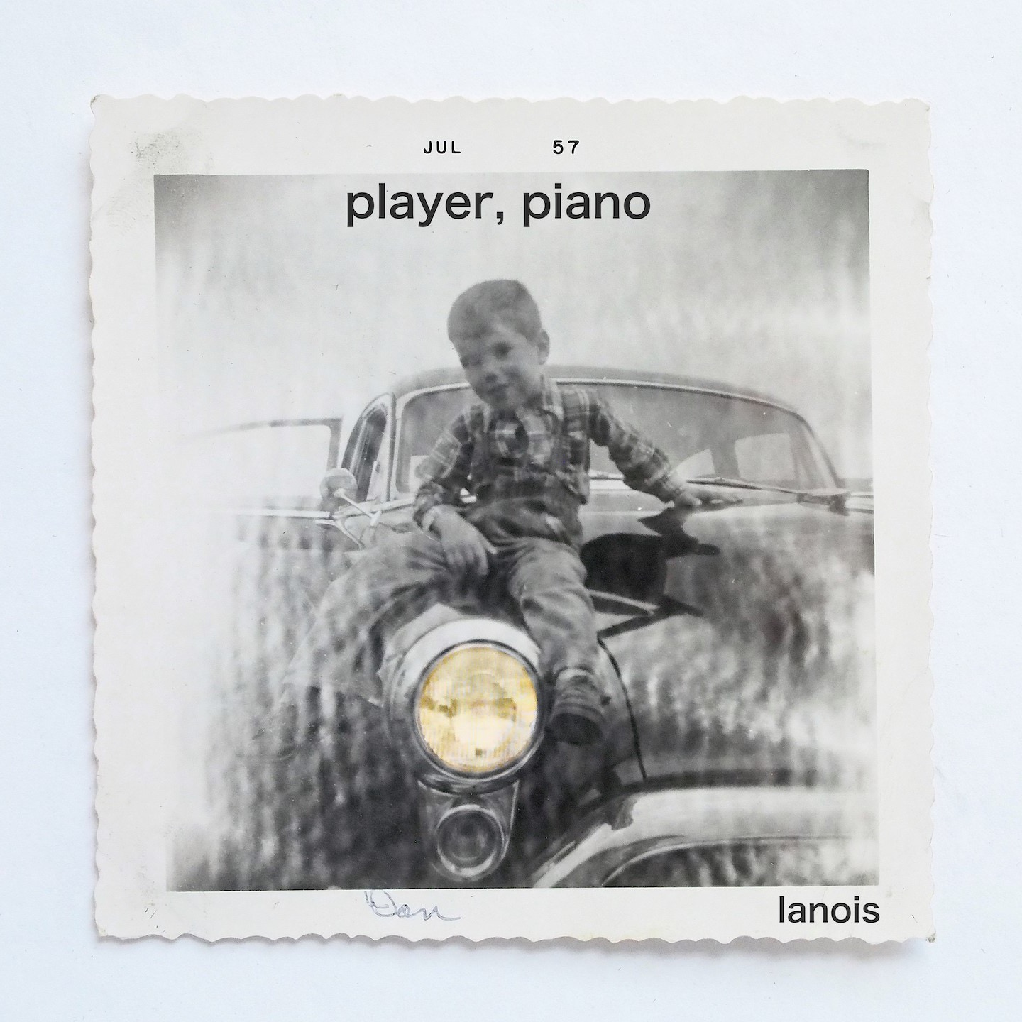 Daniel Lanois (CDN) – Player, Piano