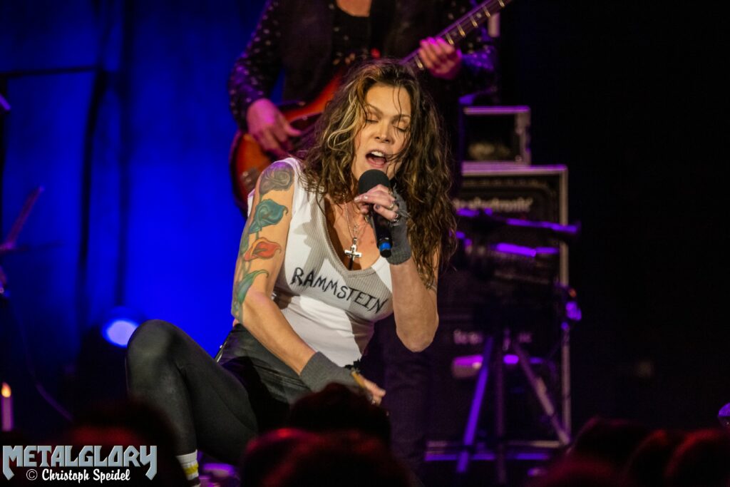 beth hart tour 2022 reviews